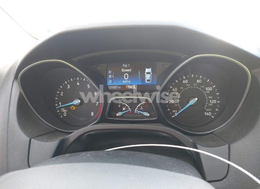 Photo 7 of 2018 Ford Focus S (VIN 1FADP3E21JL240432)