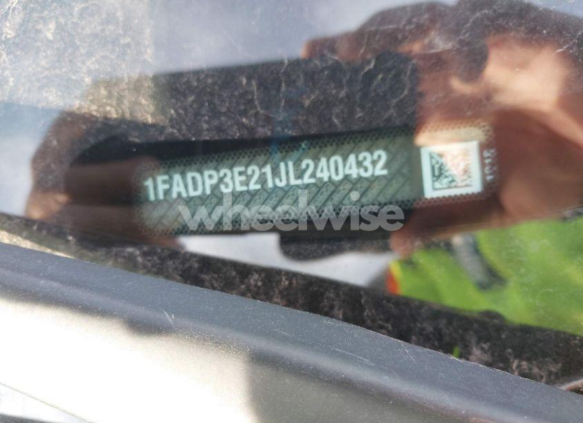 Photo 9 of 2018 Ford Focus S (VIN 1FADP3E21JL240432)