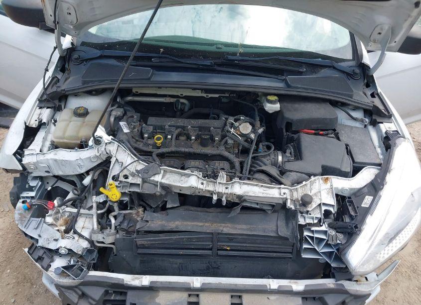 Photo 10 of 2018 Ford Focus S (VIN 1FADP3E21JL300161)