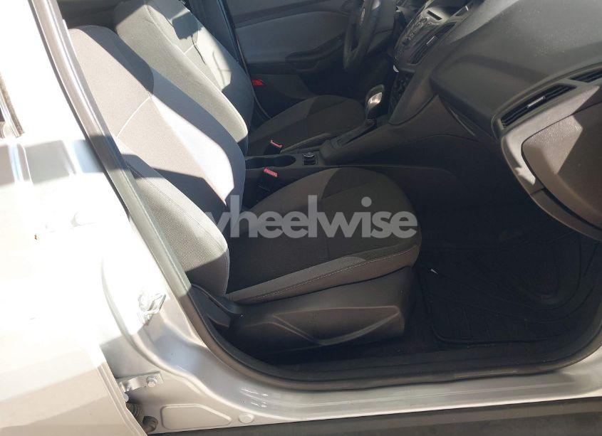 Photo 5 of 2013 Ford Focus S (VIN 1FADP3E22DL124144)