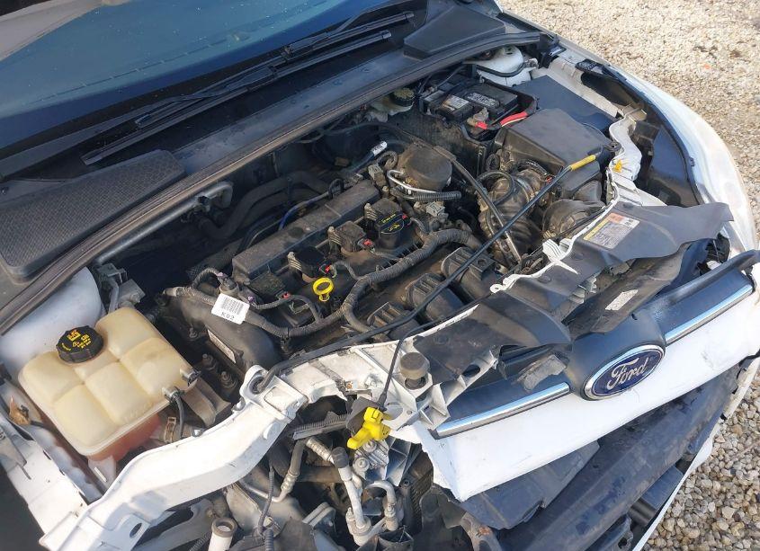 Photo 10 of 2014 Ford Focus S (VIN 1FADP3E22EL245628)