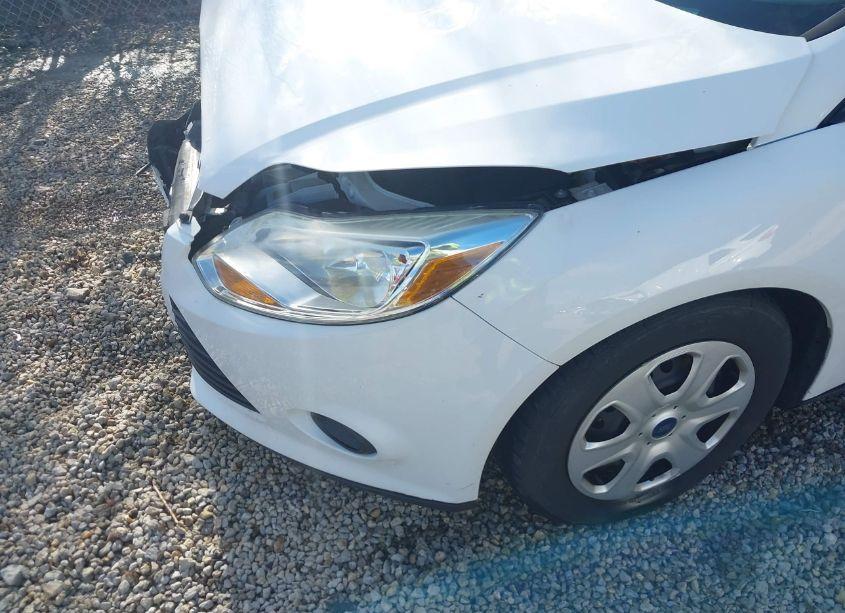 Photo 20 of 2014 Ford Focus S (VIN 1FADP3E22EL245628)