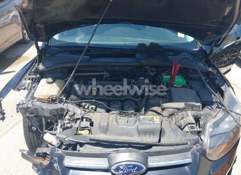Photo 10 of 2014 Ford Focus S (VIN 1FADP3E22EL253583)
