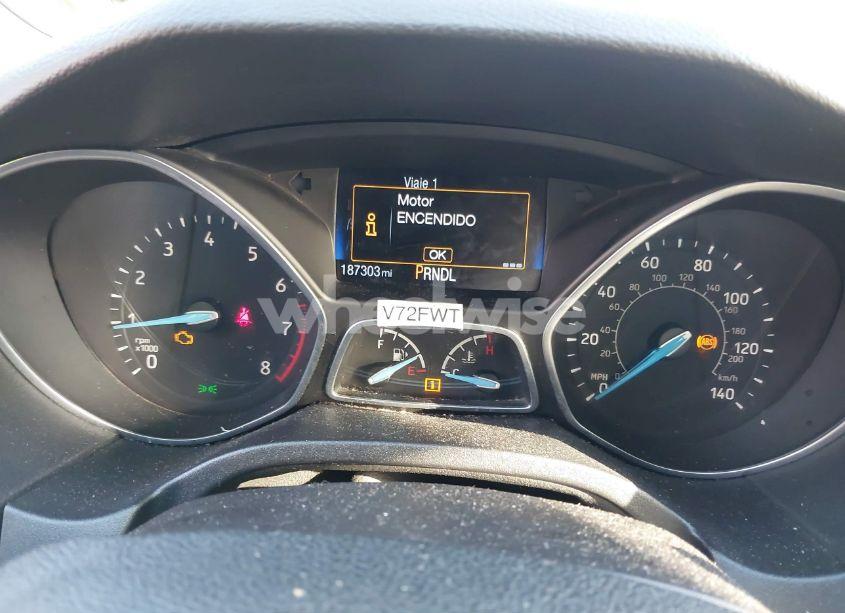 Photo 7 of 2015 Ford Focus S (VIN 1FADP3E22FL215921)