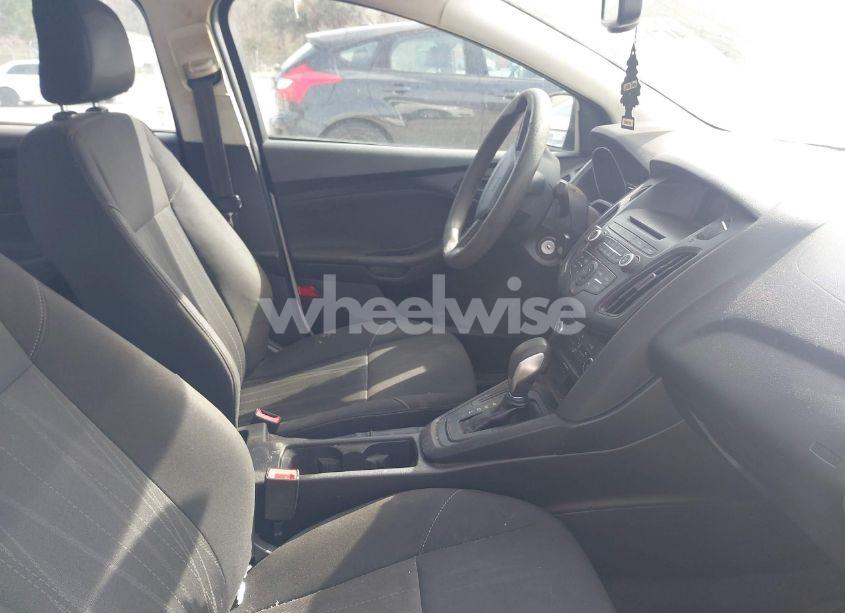 Photo 5 of 2015 Ford Focus S (VIN 1FADP3E22FL295981)