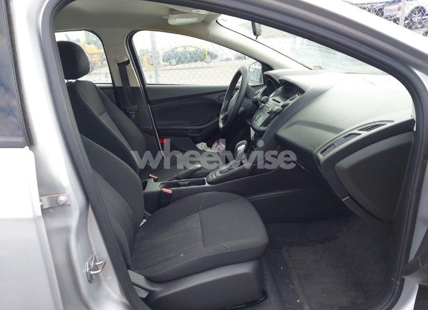 Photo 5 of 2015 Ford Focus S (VIN 1FADP3E22FL311211)