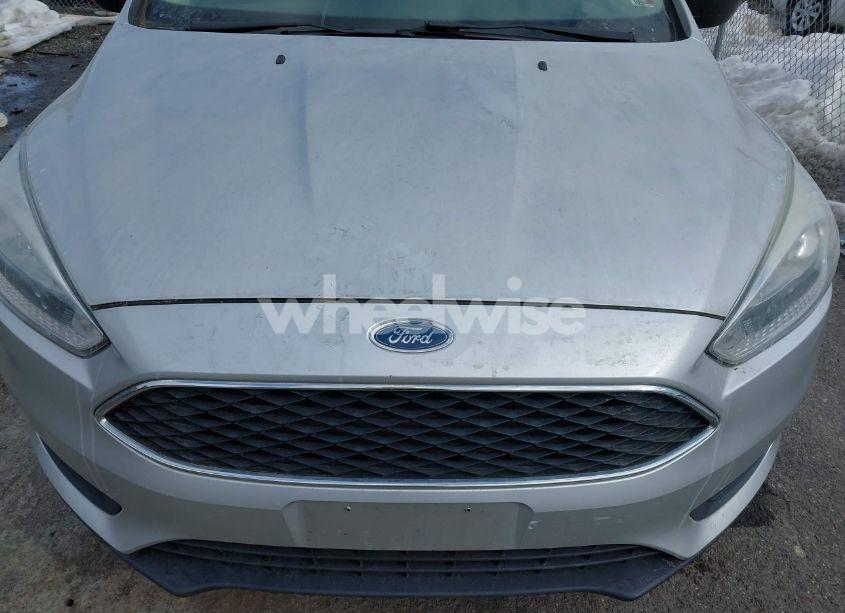Photo 6 of 2015 Ford Focus S (VIN 1FADP3E22FL311211)