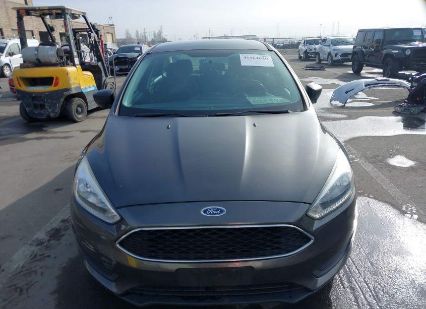 Photo 12 of 2016 Ford Focus S (VIN 1FADP3E22GL230579)