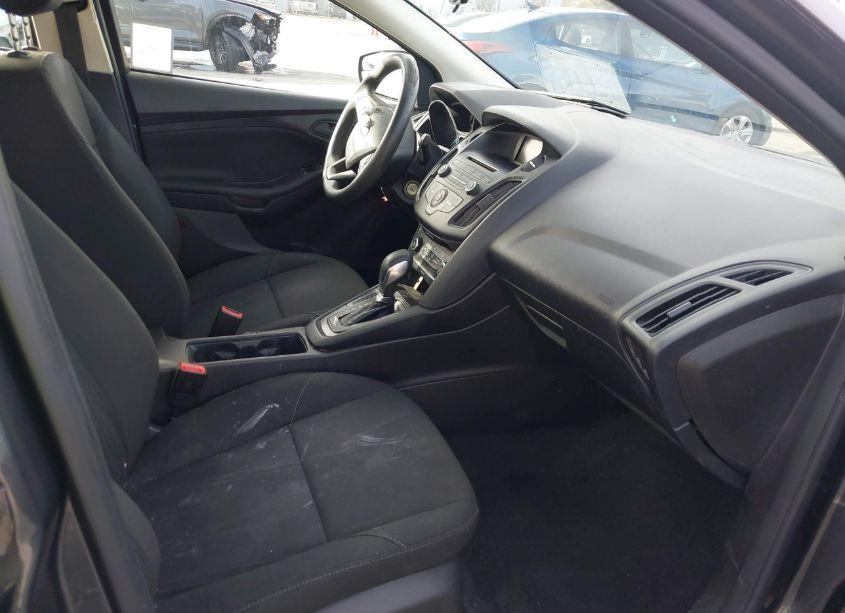 Photo 5 of 2016 Ford Focus S (VIN 1FADP3E22GL230579)