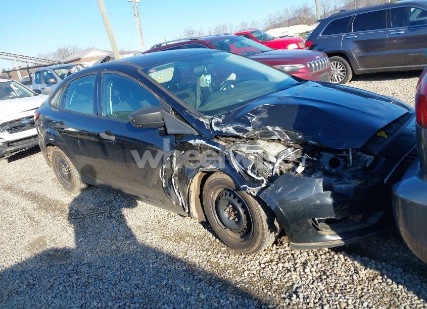 2017 Ford Focus S (VIN 1FADP3E22HL297863) main photo