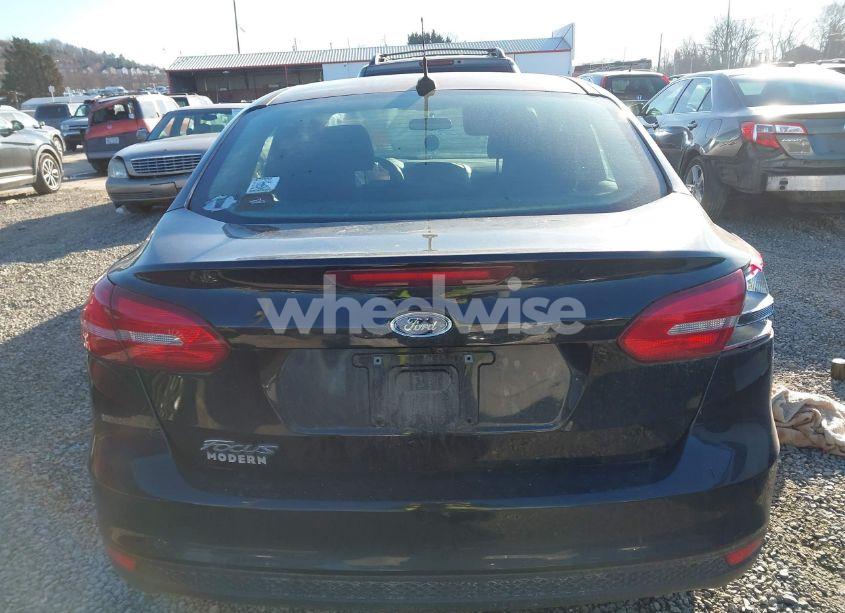 Photo 16 of 2017 Ford Focus S (VIN 1FADP3E22HL297863)