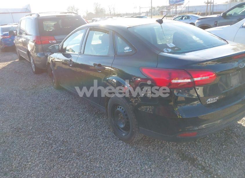 Photo 3 of 2017 Ford Focus S (VIN 1FADP3E22HL297863)