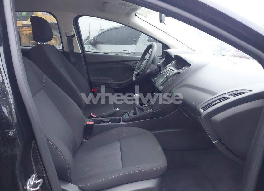 Photo 5 of 2017 Ford Focus S (VIN 1FADP3E22HL299287)