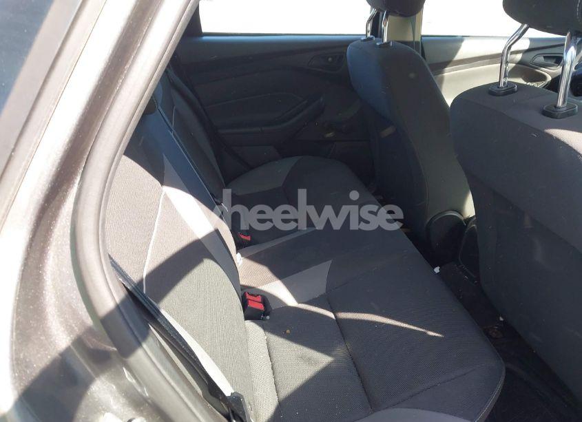 Photo 8 of 2014 Ford Focus S (VIN 1FADP3E23EL211813)