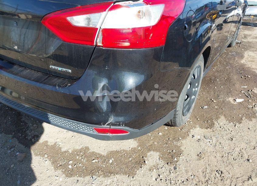 Photo 6 of 2014 Ford Focus S (VIN 1FADP3E23EL390922)