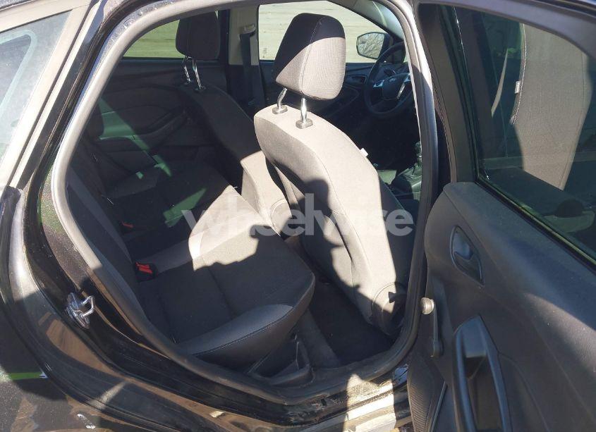 Photo 8 of 2014 Ford Focus S (VIN 1FADP3E23EL390922)