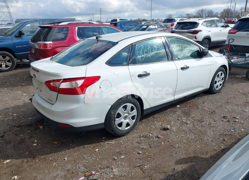 Photo 4 of 2014 Ford Focus S (VIN 1FADP3E23EL417827)