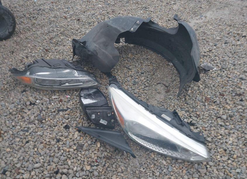 Photo 12 of 2015 Ford Focus S (VIN 1FADP3E23FL276632)