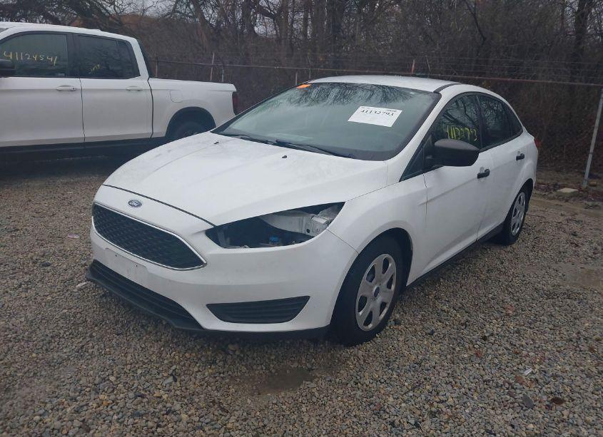 Photo 2 of 2015 Ford Focus S (VIN 1FADP3E23FL276632)