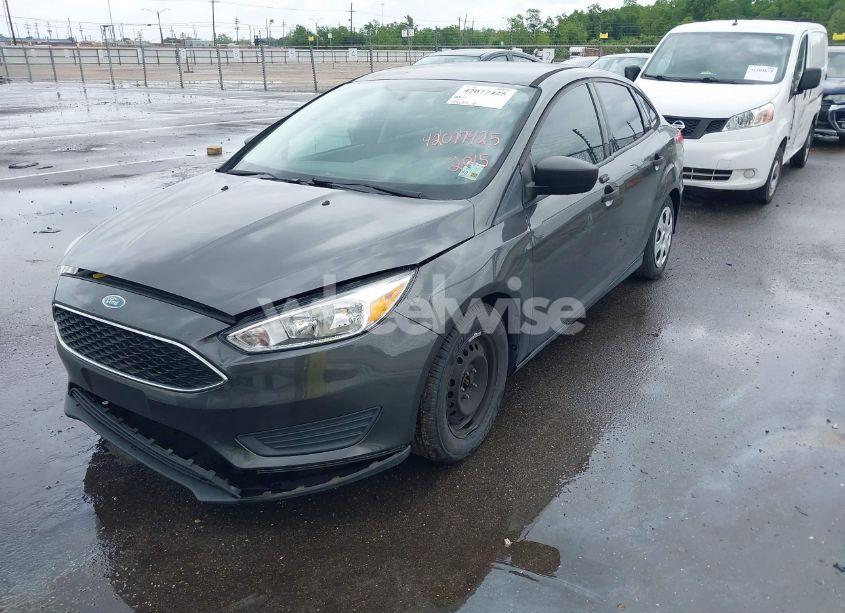 Photo 2 of 2015 Ford Focus S (VIN 1FADP3E23FL298209)