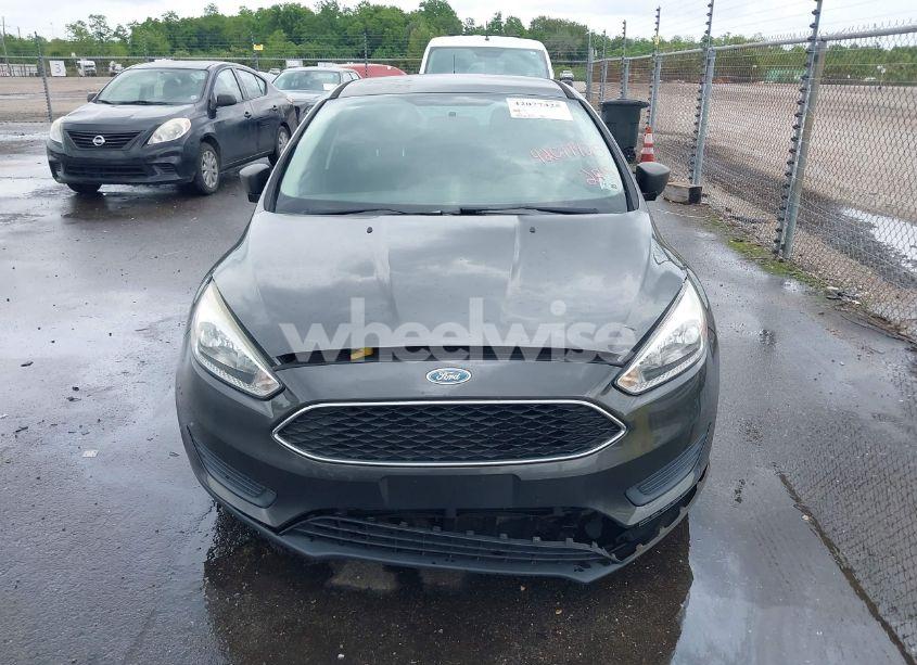 Photo 6 of 2015 Ford Focus S (VIN 1FADP3E23FL298209)