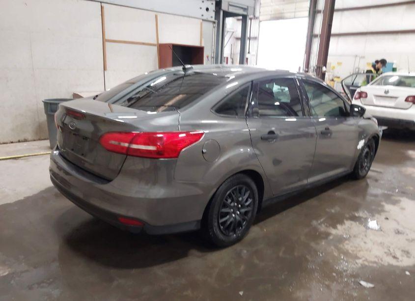 Photo 4 of 2015 Ford Focus S (VIN 1FADP3E23FL364225)