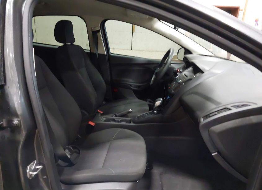 Photo 5 of 2015 Ford Focus S (VIN 1FADP3E23FL364225)