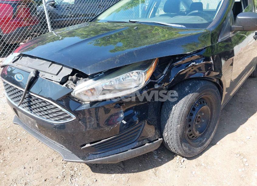 Photo 6 of 2016 Ford Focus S (VIN 1FADP3E23GL288247)
