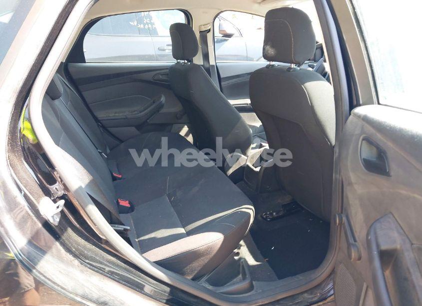 Photo 8 of 2016 Ford Focus S (VIN 1FADP3E23GL288247)