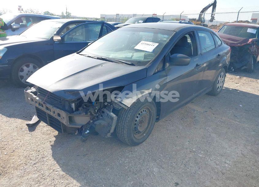 Photo 2 of 2016 Ford Focus S (VIN 1FADP3E23GL314961)