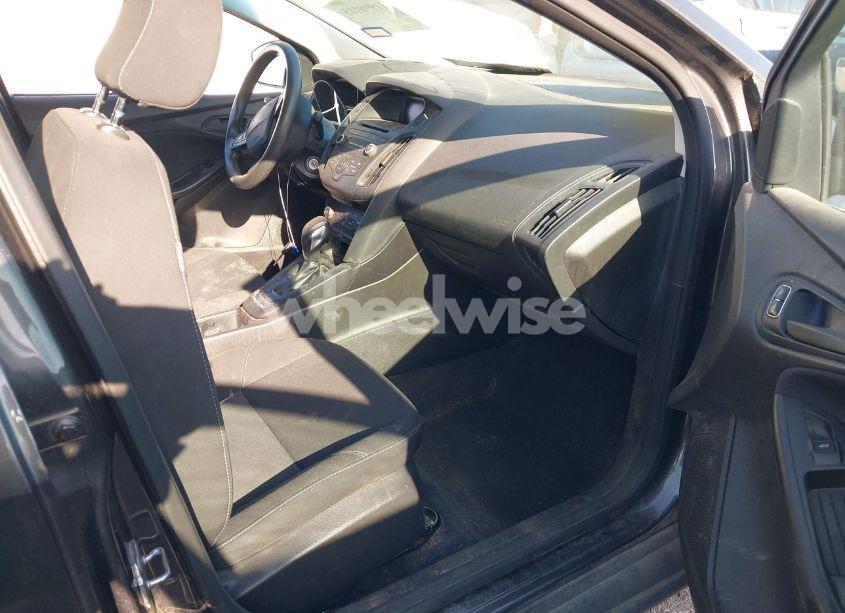 Photo 5 of 2016 Ford Focus S (VIN 1FADP3E23GL314961)
