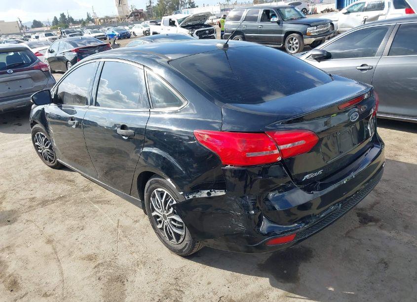 Photo 3 of 2016 Ford Focus S (VIN 1FADP3E23GL391443)