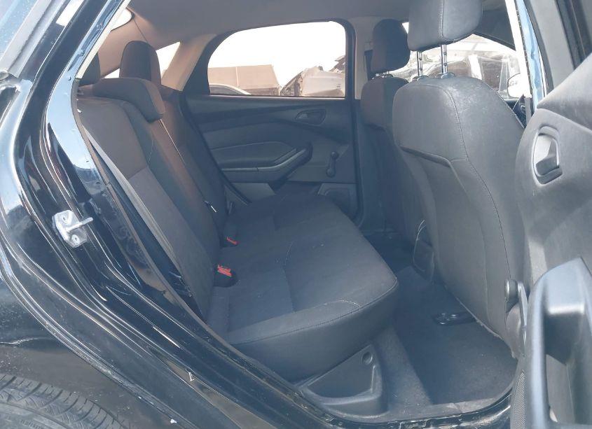 Photo 8 of 2016 Ford Focus S (VIN 1FADP3E23GL391443)