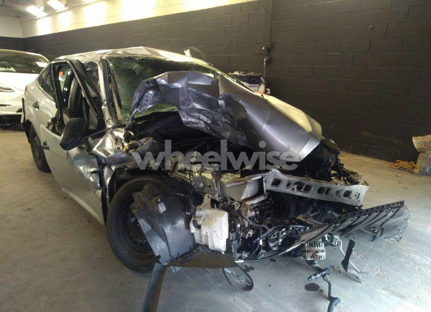 2017 Ford Focus S (VIN 1FADP3E23HL286614) main photo