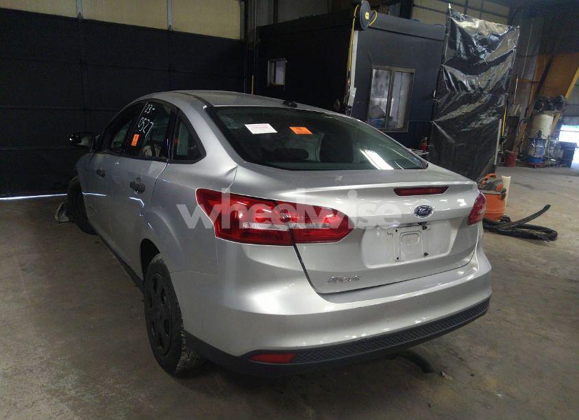 Photo 3 of 2017 Ford Focus S (VIN 1FADP3E23HL286614)