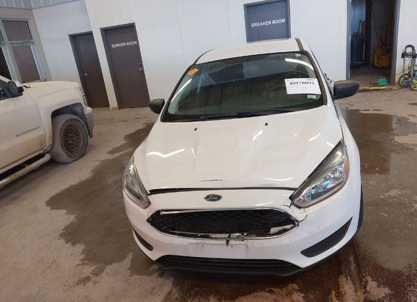 Photo 12 of 2018 Ford Focus S (VIN 1FADP3E23JL204497)