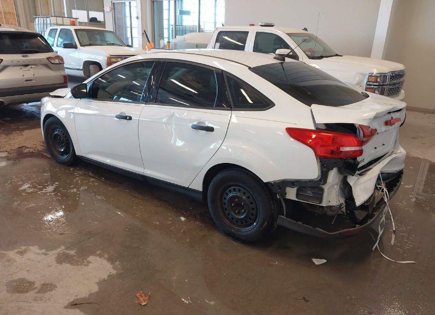 Photo 3 of 2018 Ford Focus S (VIN 1FADP3E23JL204497)