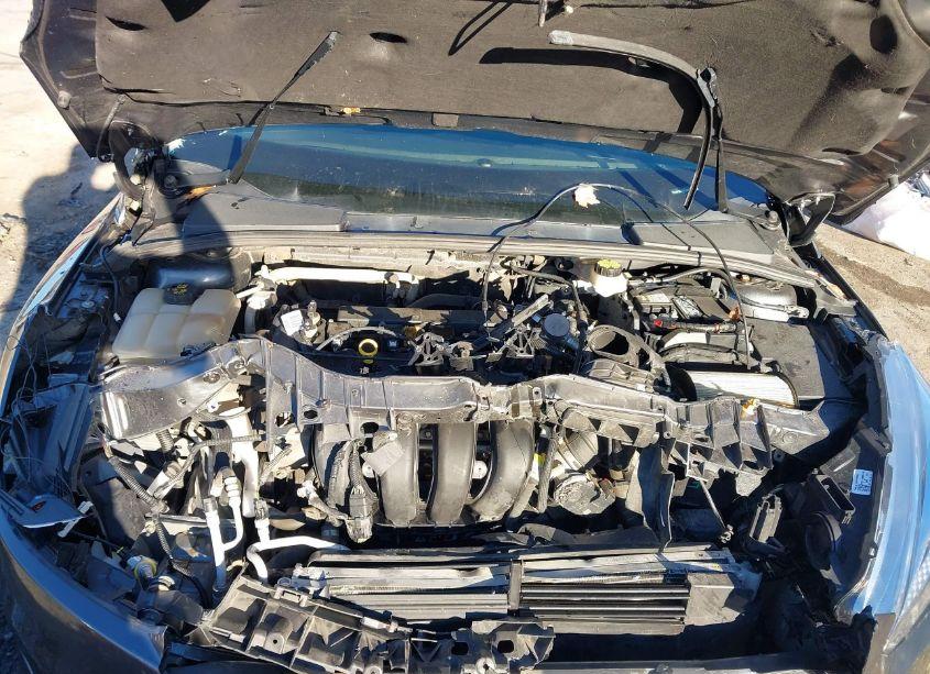 Photo 10 of 2018 Ford Focus S (VIN 1FADP3E23JL235281)