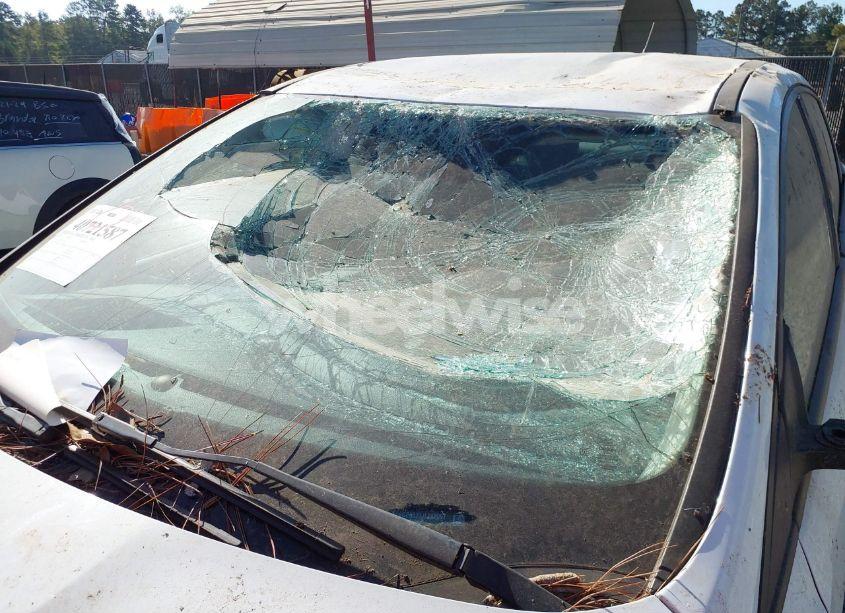 Photo 6 of 2018 Ford Focus S (VIN 1FADP3E23JL249097)