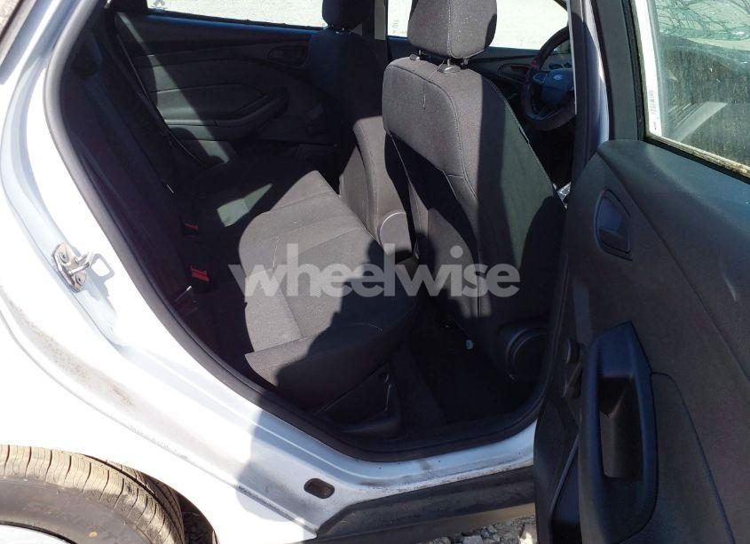 Photo 8 of 2018 Ford Focus S (VIN 1FADP3E23JL249097)