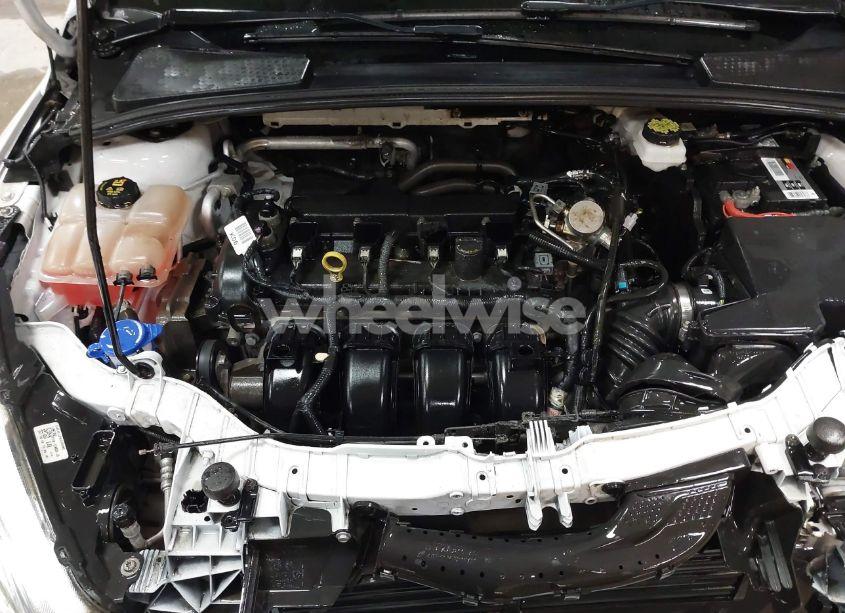 Photo 10 of 2018 Ford Focus S (VIN 1FADP3E23JL306611)