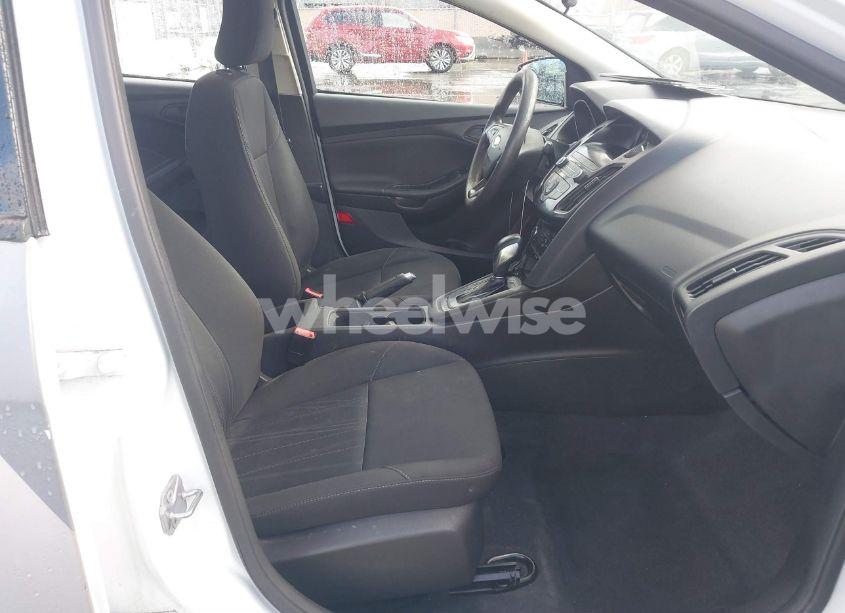 Photo 5 of 2018 Ford Focus S (VIN 1FADP3E23JL324493)