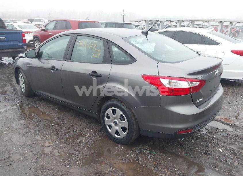 Photo 3 of 2013 Ford Focus S (VIN 1FADP3E24DL324281)