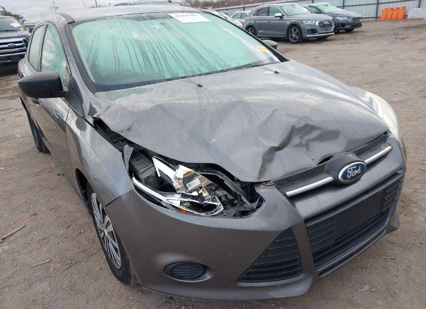 Photo 6 of 2014 Ford Focus S (VIN 1FADP3E24EL406433)