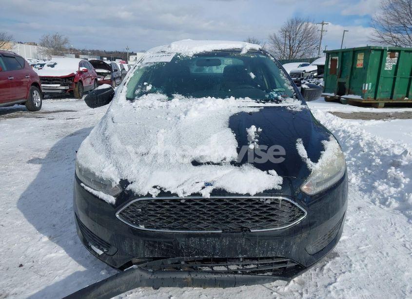 Photo 11 of 2015 Ford Focus S (VIN 1FADP3E24FL381342)