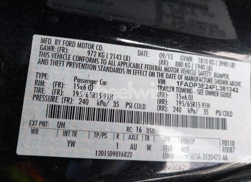 Photo 9 of 2015 Ford Focus S (VIN 1FADP3E24FL381342)