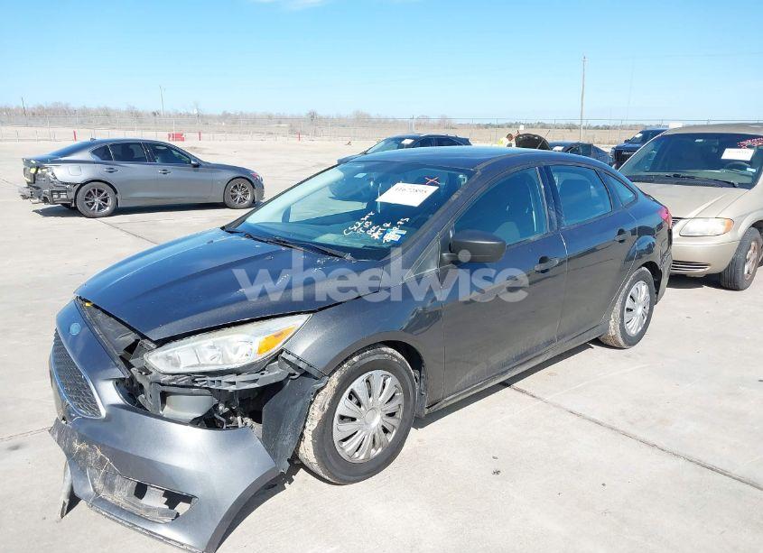 Photo 2 of 2016 Ford Focus S (VIN 1FADP3E24GL369113)