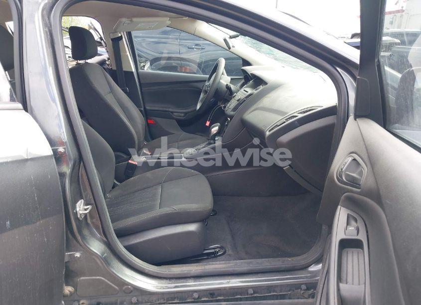 Photo 5 of 2016 Ford Focus S (VIN 1FADP3E24GL379740)