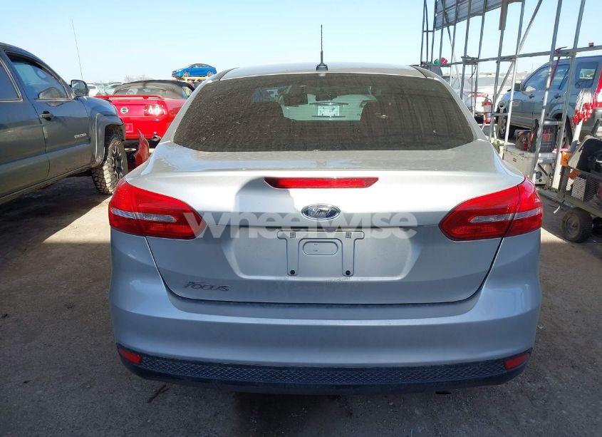 Photo 16 of 2017 Ford Focus S (VIN 1FADP3E24HL229595)