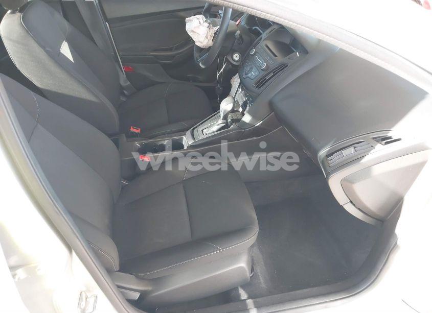 Photo 5 of 2017 Ford Focus S (VIN 1FADP3E24HL229595)